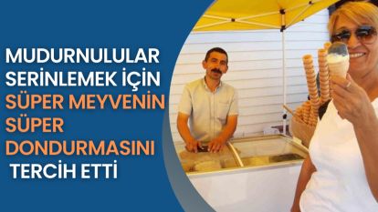 MUDURNULULAR SERİNLEMEK İÇİN SÜPER MEYVENİN SÜPER DONDURMASINI TERCİH ETTİ