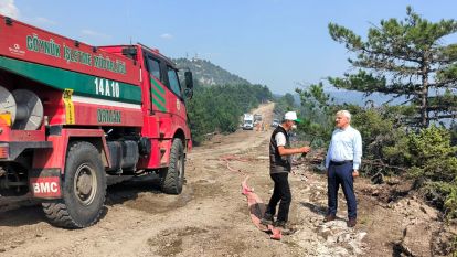 VALİ KILIÇ, GÖYNÜK'TEKİ YANGIN SÖNDÜRME ÇALIŞMALARINI YAKINDAN TAKİP EDİYOR