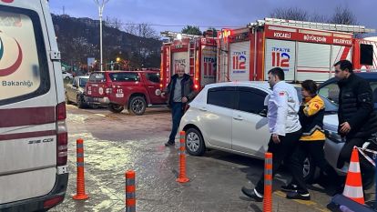 Elini kıyma makinesine sıkıştıran şahsı itfaiye kurtardı