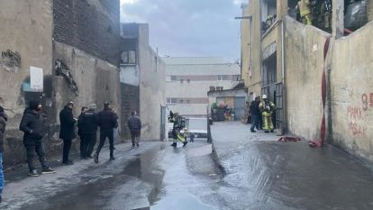 İstanbul'da kolonya atölyesinde yangın! 5 işçi mahsur kaldı