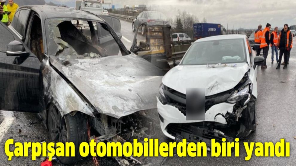 Çarpışan otomobillerden biri yandı