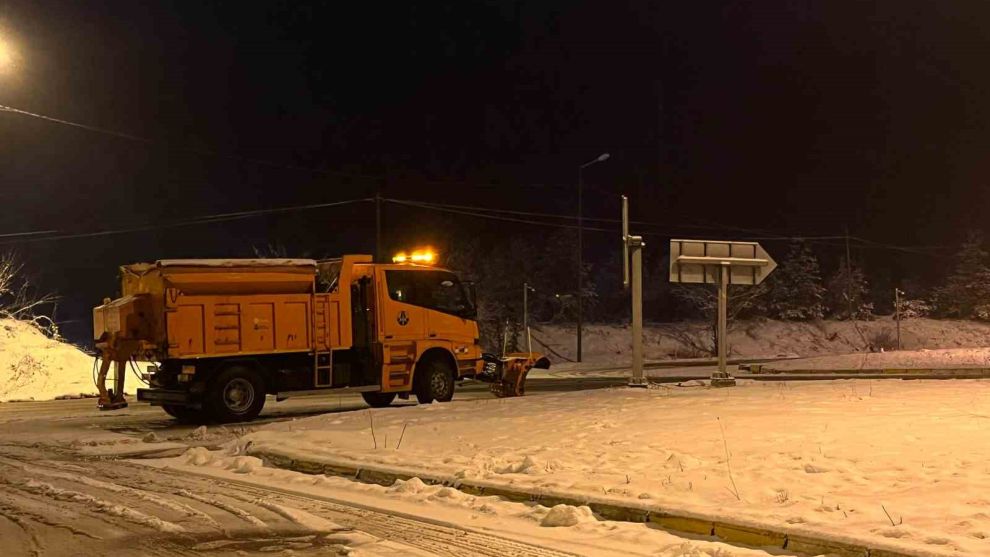 Bolu Dağı’nda kar yağışı etkili olmaya başladı