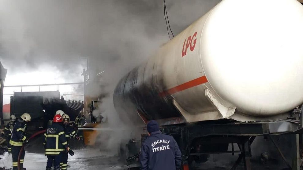 LPG tankı patladı, bir işçi yaralandı