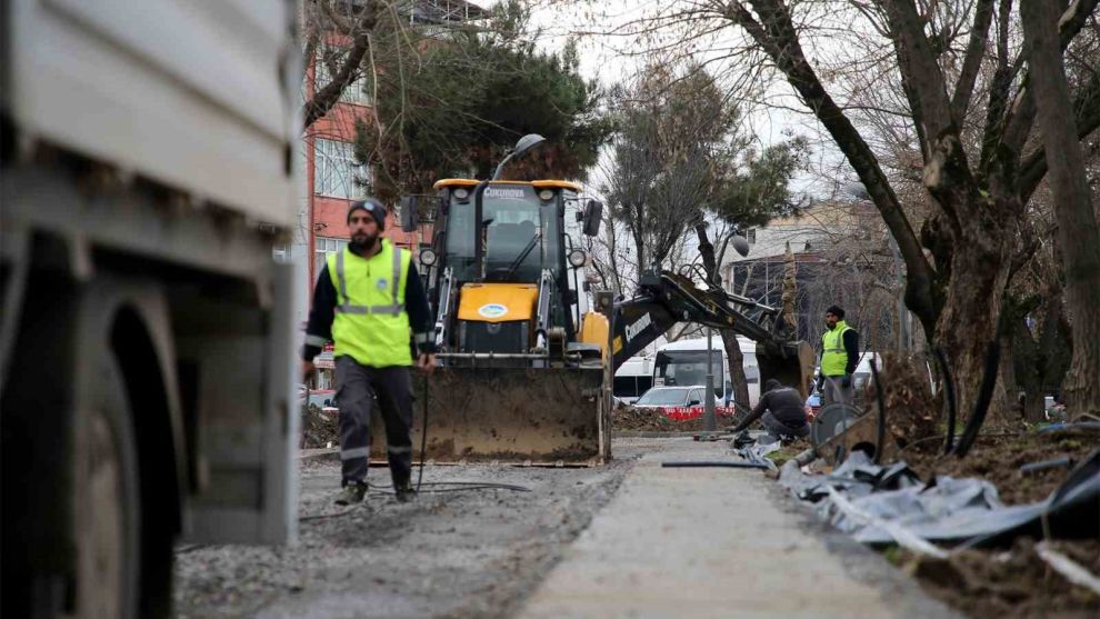 Sakarya'nın kalbindeki en eski cadde, yeni yaşam alanına dönüşüyor