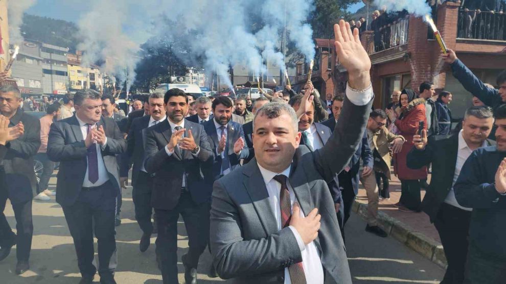 AK Parti Yenice’de gövde gösterisi yaptı