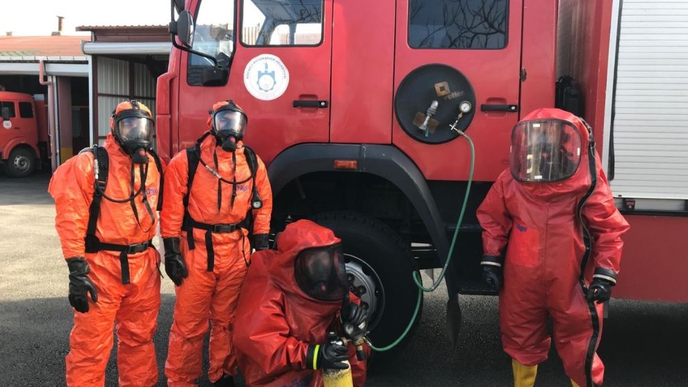 Endüstriyel kaza riskine karşı tehlikeli maddelere müdahale eğitimi