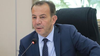 Bolu Belediye Başkanı Tanju Özcan, Muhammet Emin Demirkol'a yüklendi
