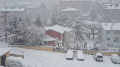 Gerede'de kar yağışı başladı