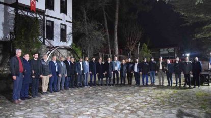 AK Parti Çetinkaya'nın başkanlığına kenetlendi