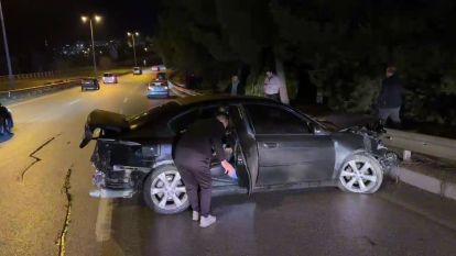 Bariyere çarpan otomobilin sürücüsü yaralandı