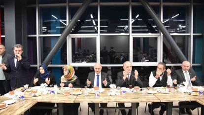 Düzce Üniversitesi mensupları iftarda buluştu