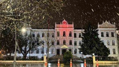 Mart ayında Bolu'da lapa lapa kar yağdı