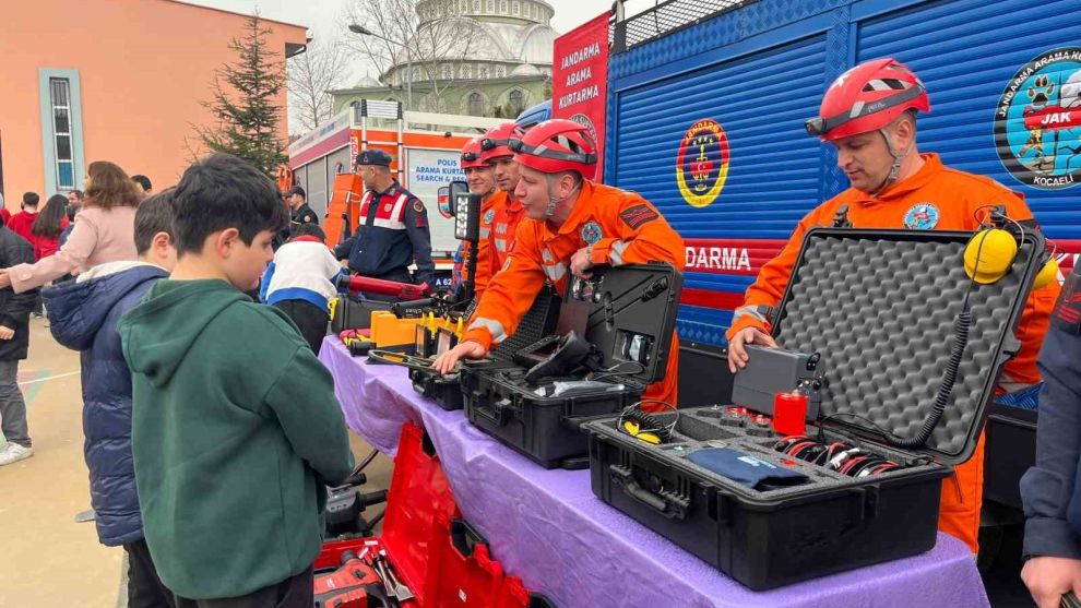 Okullar afete hazırlanıyor