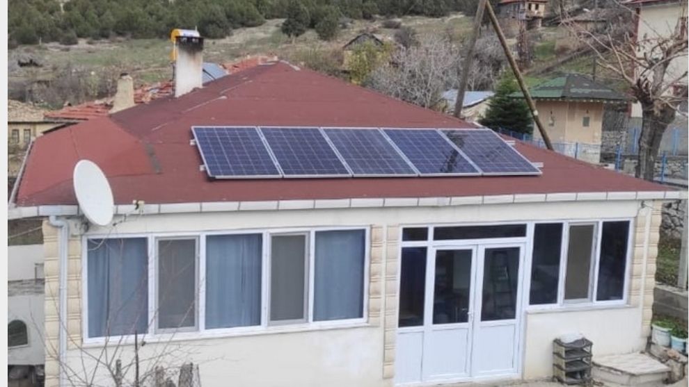 MUDURNU ‘DA ORMAN KÖYLÜSÜ KENDİ ELEKTRİĞİNİ GÜNEŞTEN KARŞILIYOR