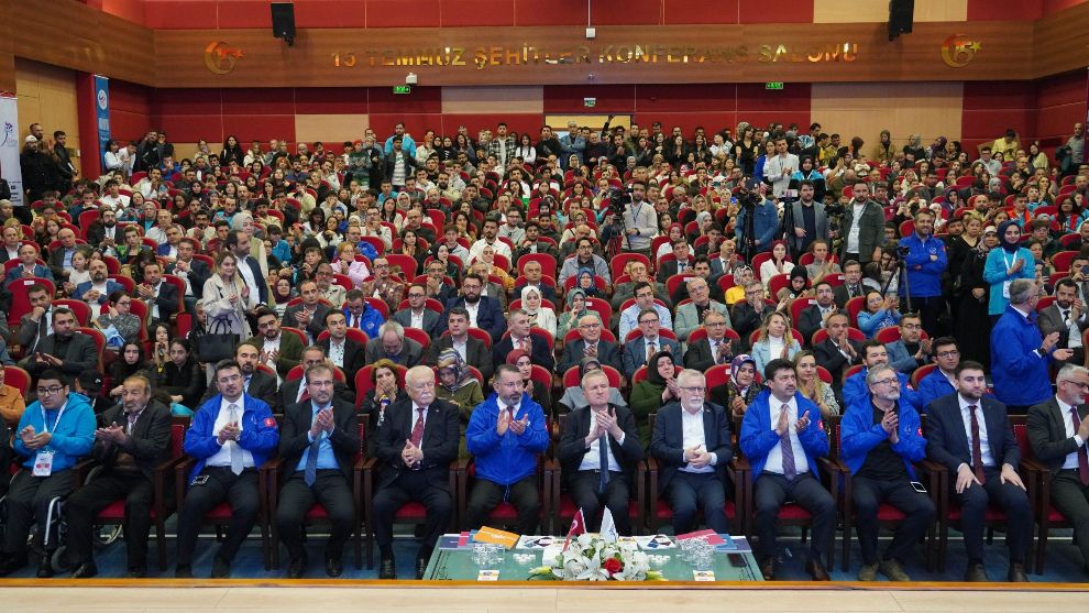 Türkiye’nin ilk SOSYALFEST’inde ödüller sahiplerini buldu