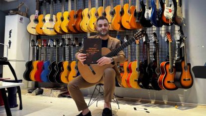 Ahmet Kılıç "Klasik Gitar Metodu"nu yayınladı