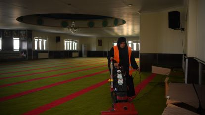 Çayırova'daki ibadethanelerde bayram hazırlığı