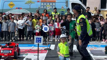 Jandarmadan miniklere trafik eğitimi