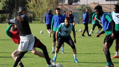 Sakaryaspor, Erzurumspor FK mesaisine devam ediyor