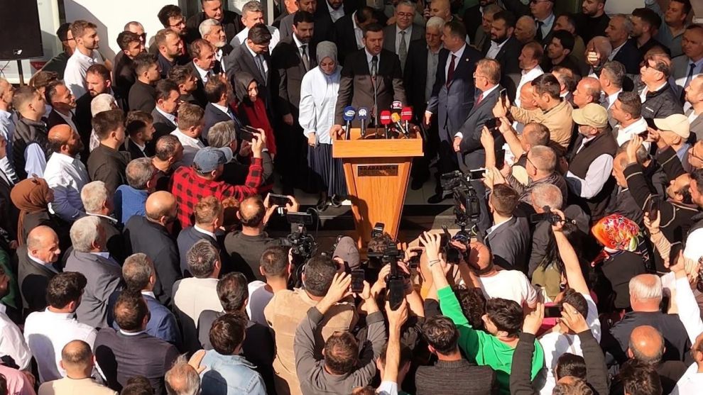 AK Partili belediye başkanının ilk icraatı turnikeleri kaldırmak oldu