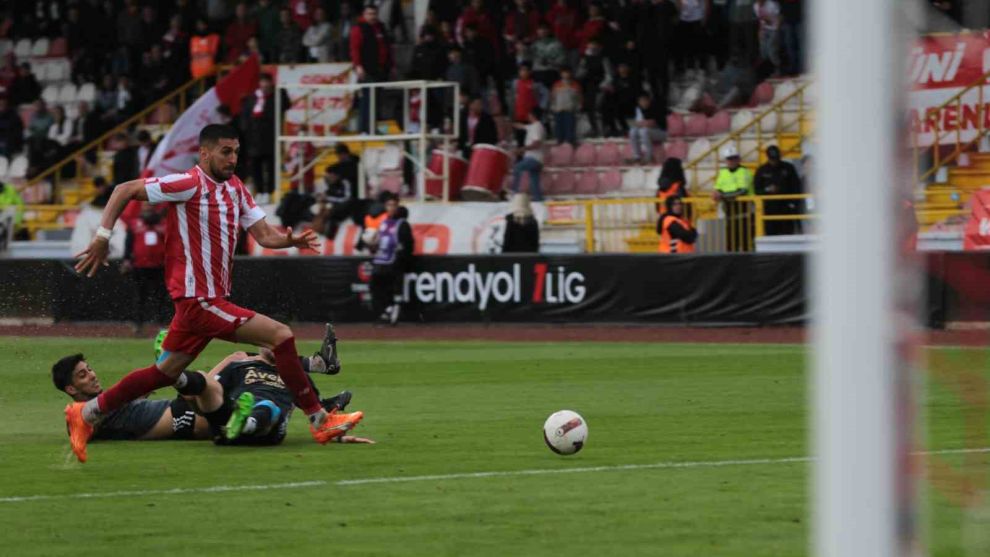 Trendyol 1. Lig: Boluspor: 3 - Altay: 1