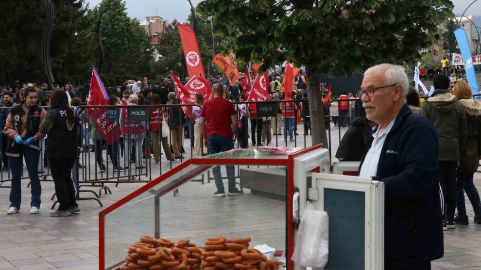 Bolu’da 1 Mayıs kutlandı