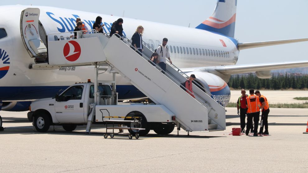 Bolu'da çıkan orman yangınlarına havadan desteği olmuştu. Aynı zamanda geleceğin Pilotlarını yetiştiriyor