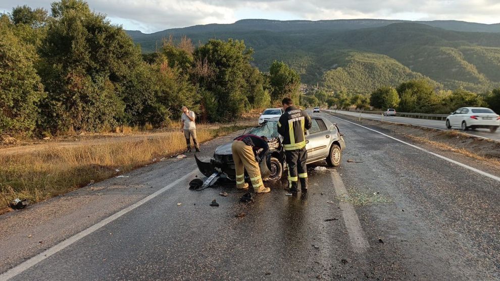 Refüje Çarpıp Takla Attı: 1 Yaralı