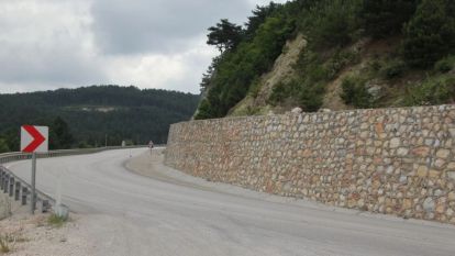 Aynalıkaya ‘da Çalışmalar Tamamlandı: Yol Trafiğe Açıldı