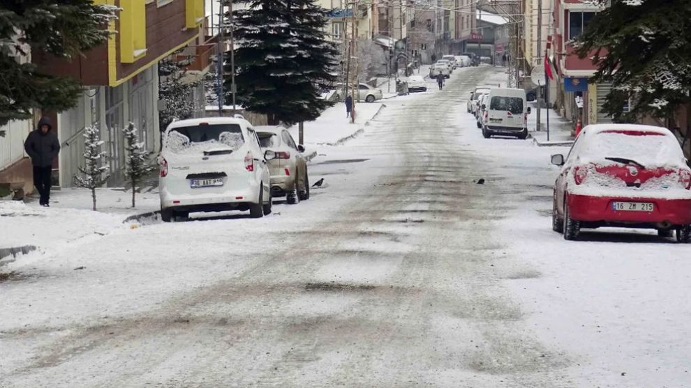 Kara kış kapıya dayandı! Sıcaklıklar 13 derece birden düşecek, kar geri geliyor!