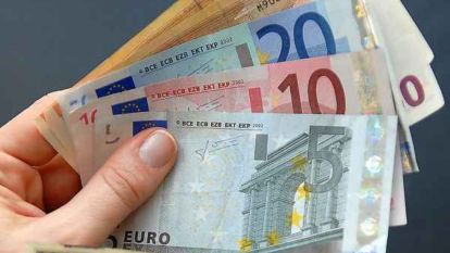 Dolar yükselişte, Euro düşüşte! İşte 8 Ocak serbest piyasa döviz açılış fiyatları