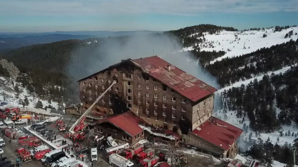 Grand Kartal Otel'deki Yangın Öncesi Yangın Yeterlilik Belgesi Verilmiş