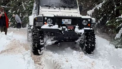 Off-road tutkunları karlı arazinin keyfini çıkardı