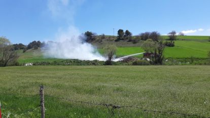 Bolu'da köylülerin çöplerini döktüğü alanda yangın