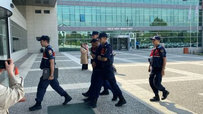 Ormanlık alanda yetiştirdiği kenevirleri sulamaya giderken yakalandı