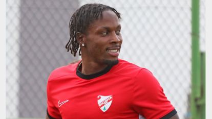 Boluspor Forvete İtalyan- Ganalı Martin Boakye ile 1 yıllık sözleşme imzaladı...