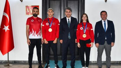 Muaythai Dünya Şampiyonlarından, Bolu Valisi Abdulaziz Aydın'a ziyaret