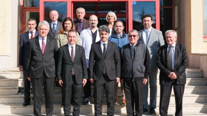 Bolu Valisi  Abdulaziz Aydın, İzzet Baysal Vakfı'na iade-i ziyaret...
