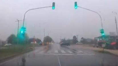 Bolu'da yağışlı havada kaza ucuz atlatıldı