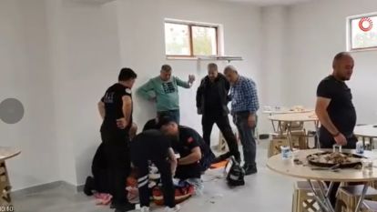Yediği et nefes borusuna kaçan kişinin kalbi durdu