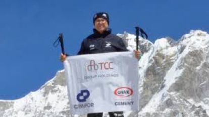 OYAK Çimento Adana Fabrika Direktörü Mustafa Turan, Everest Base Camp Tırmanışını Başarıyla Tamamladı