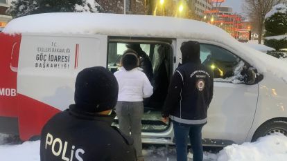 21 kaçak göçmen yakalandı