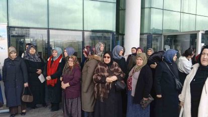Bolu'da Şevval umresi için 25 kişilik kafile dualarla uğurlandı