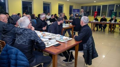 Rektörlüğümüzden Üniversite personeline iftar yemeği
