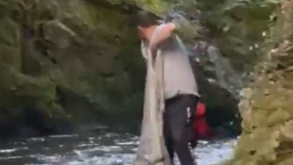 Serpme ağ ile balık avladılar