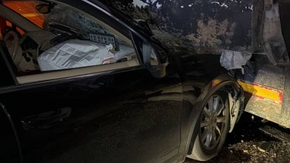 Bolu'da lüks SUV park halindeki tıra çarptı: 1 yaralı