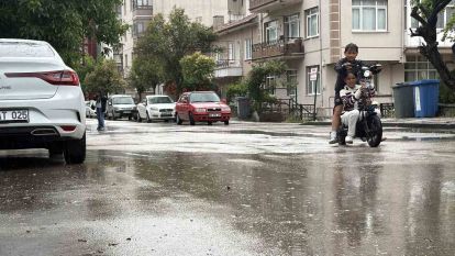 Bolu'da sağanak etkili oldu
